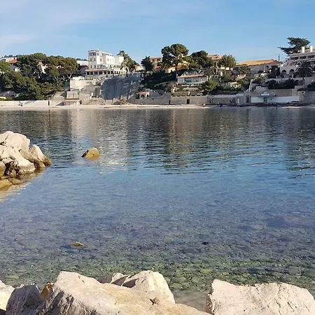 Avec Grand Balcon- De Caractere Bandol